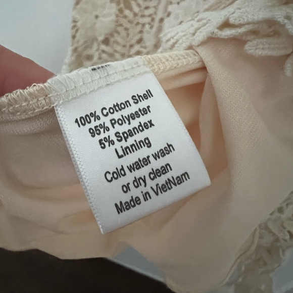 NWT - Francesca's Brontë Lace Dress - Picture 4 of 4